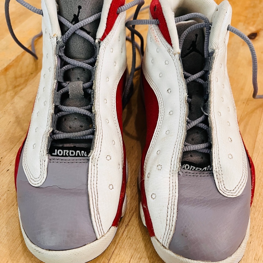 Air Jordan Nike Basketball Retro Sneakers. Boys 1.5Y